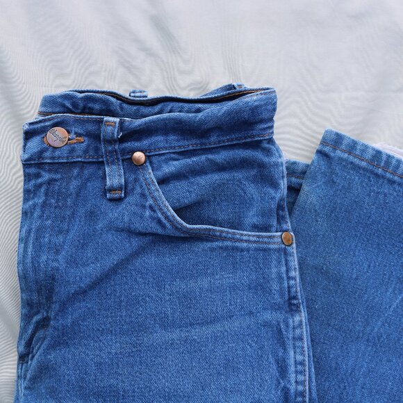 WRANGLER WOMENS COWBOY CUT JEANS - Picture 4 of 5